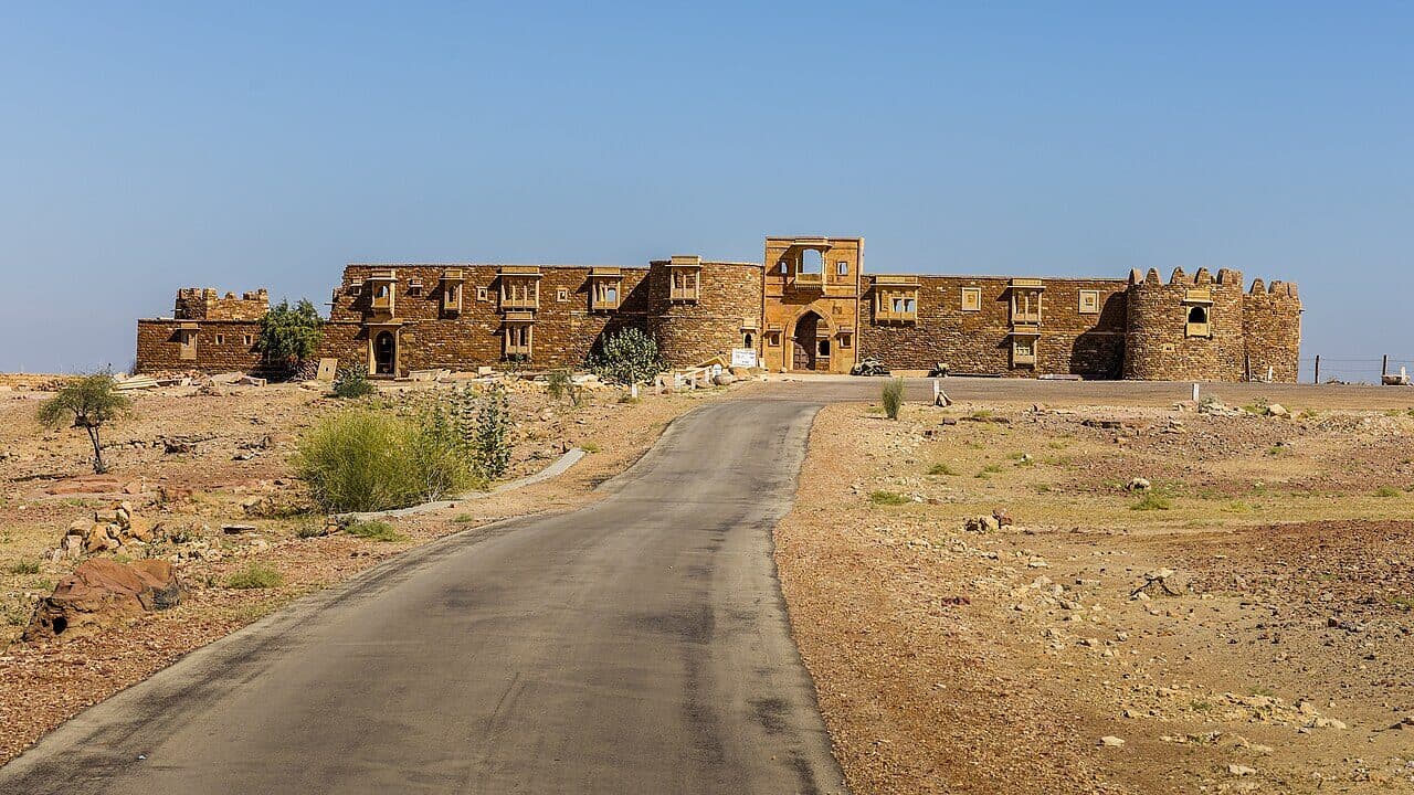 Khaba Fort overlooking the abandoned Khaba village in the Thar Desert